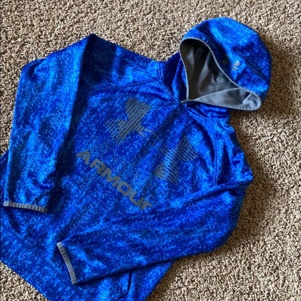 Boys Under Armour Hooded Sweatshirt- XL?